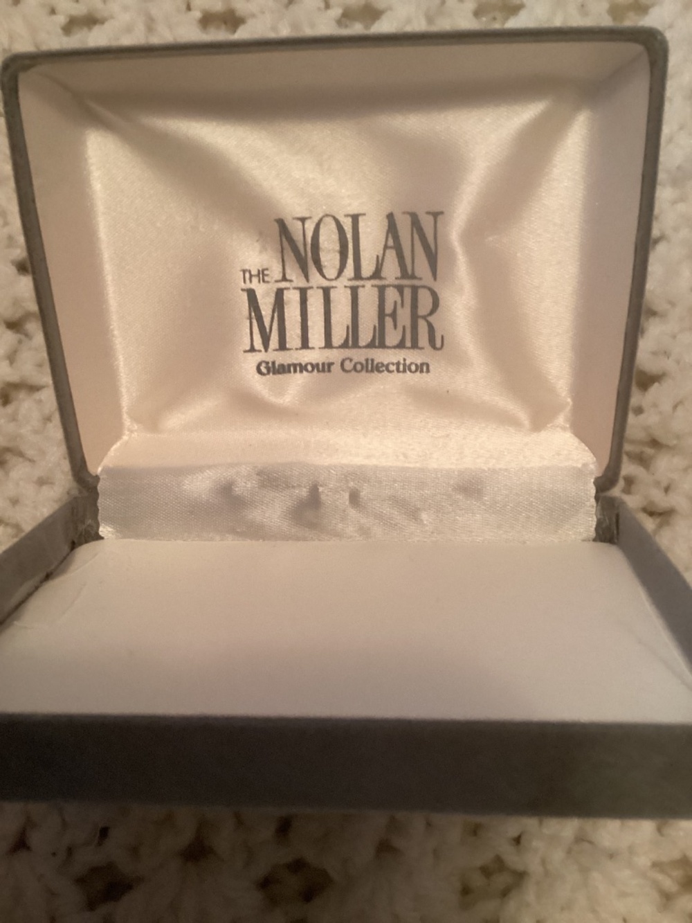 Vintage Nolan Miller lobster brooch with ruby red rhinestones - Picture 3 of 5